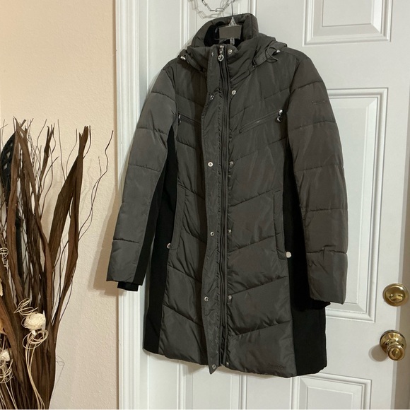 Calvin Klein Performance Women’s Quilted Puffer Jacket with Hood Size S - Picture 2 of 14